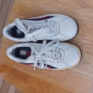 Vintage Tommy Hilfiger shoes